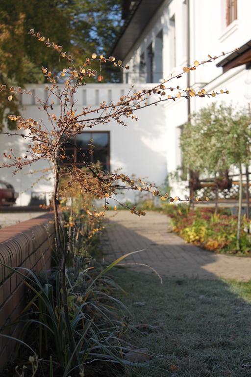 Dworek Bialy Domek Smardzewice Esterno foto