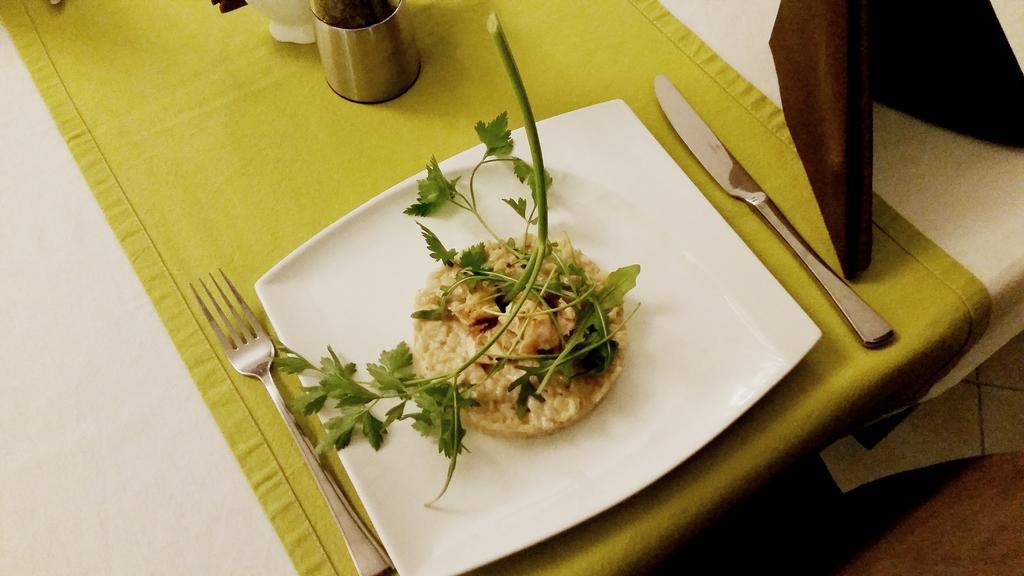 Dworek Bialy Domek Smardzewice Esterno foto