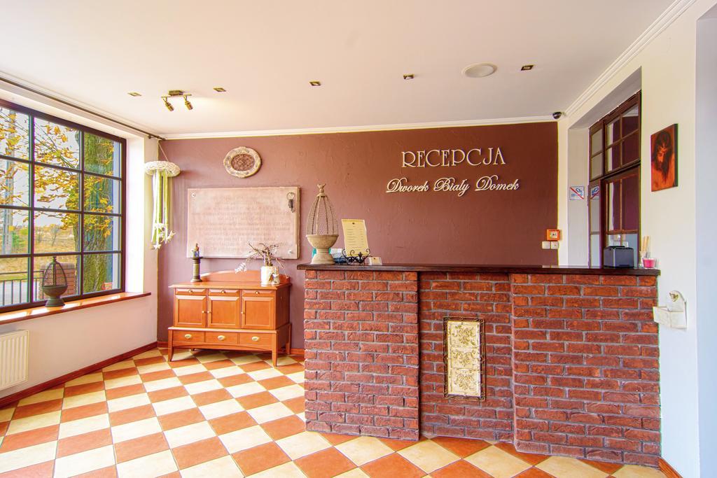 Dworek Bialy Domek Smardzewice Esterno foto
